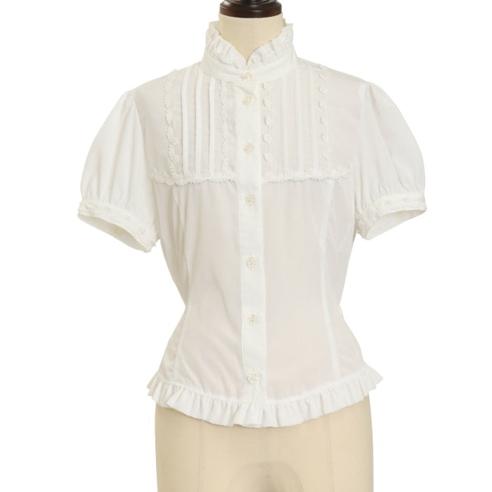 Innocent world 生成りレース襟ブラウス　クラシカルロリータ Innocent world 生成りレース襟ブラウス クラシカルロリータ