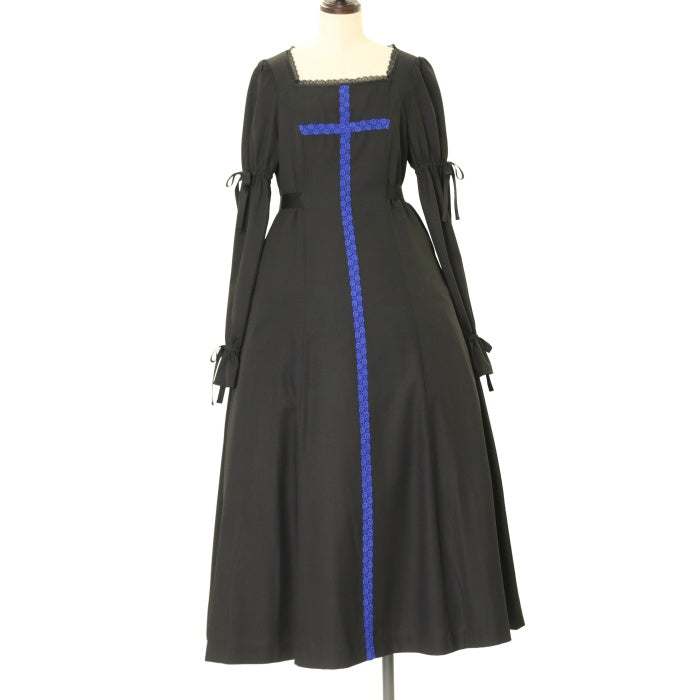 USED】十字架レースロングワンピース（Black×Blue） | Moi-même