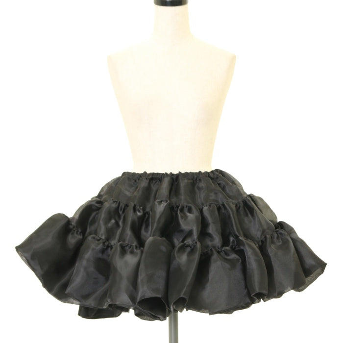 【ATELIER PIERROT】ボリュームパニエ　Black ボリュームのある柔らかい素材を使用した黒のパニエを販売する