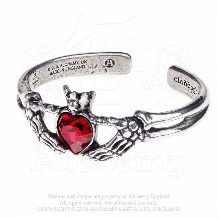 A114 Pewter Bracelet : Claddagh By Night | Alchemy Gothic