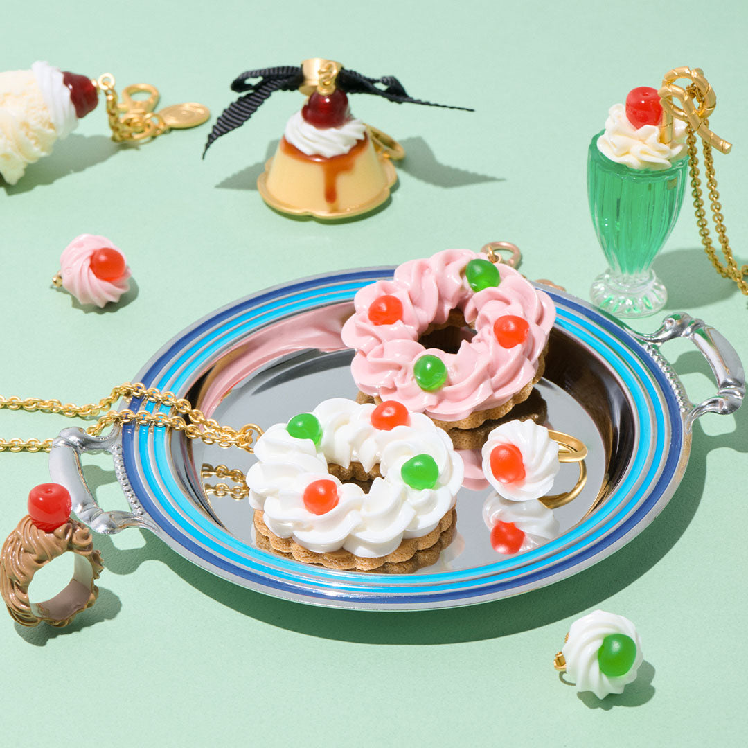 ドレンチェリーケーキ バッグチャーム(ストロベリー