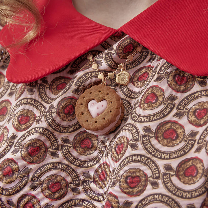 Strawberry Milk Jam Cocoa Cookie Necklace | Q-pot. | Wunderwelt