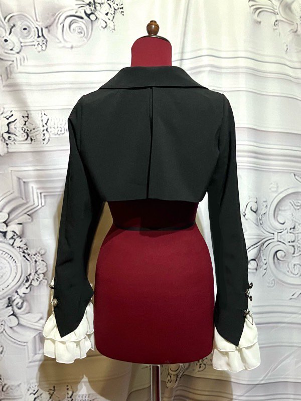 marble 姫袖ショートジャケット　黒　未使用 エンブレムチェーン付き姫袖ショートジャケット：黒×黒フリル