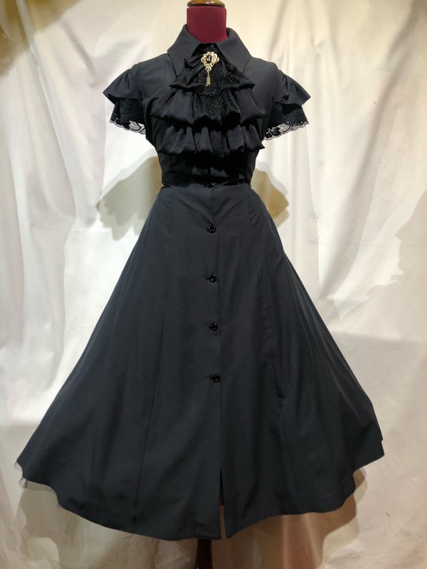 フリルタイ付き ゴシック調ロングワンピース | MARBLE | ロリータ