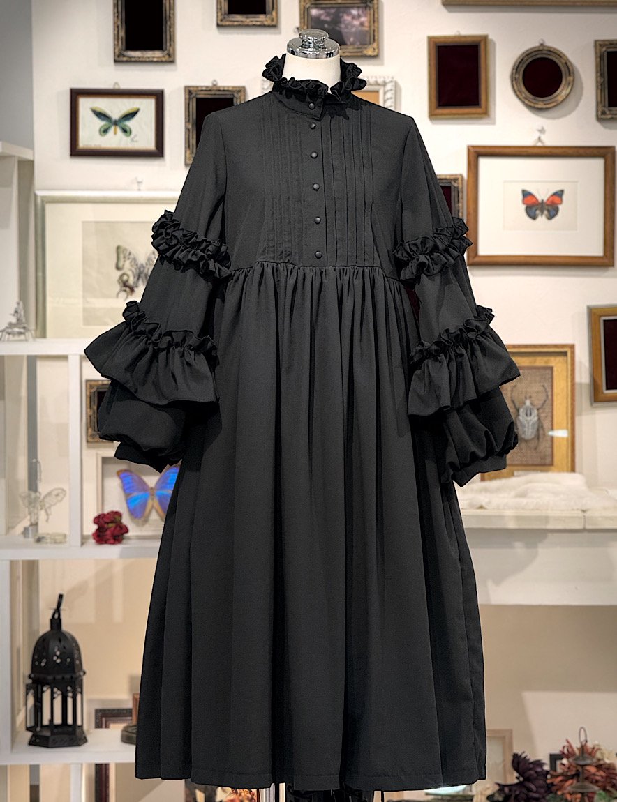 na+h フリルキャミワンピース