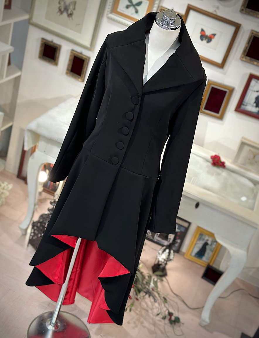 hm後ろ下がりロングコート | Na+H | ロリータ ゴスロリ ゴシック