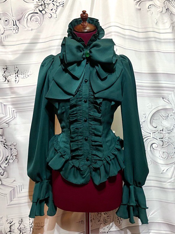 ☆☆EXOTIC BLUE　ゆったりサイズ　フリルモチーフ　ジャケット