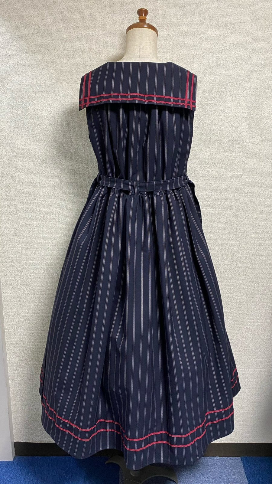 フィジカルドロップ 未着用！タックジャンパースカート茶チェックJSK