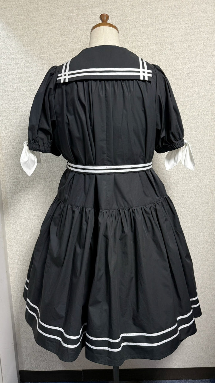 ノスタルジックセーラーワンピース【プラスサイズ】 | PhysicalDrop