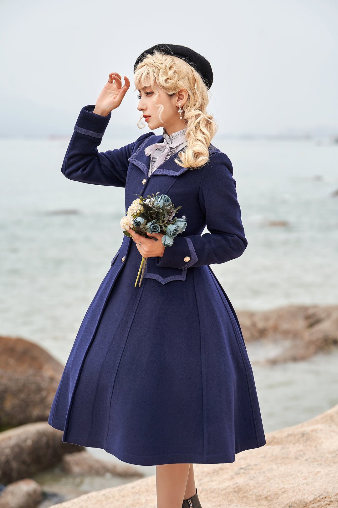 ドラゴン笑いの鉄拳さん専用　美品コズミックワンダーウールメルトンコート　ネイビー Distant Sails」セーラー風クラシカルコート（ウール95