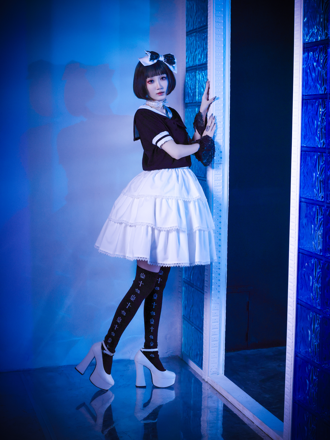 Moi-meme-Moitie クルーソックス お袖留め Butterfly and Crossレース Moi-meme-Moitie クルーソックス お袖留め Butterfly and Crossレース