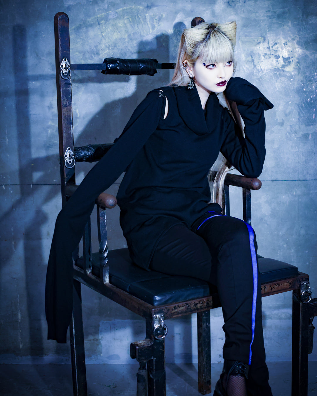 Cross Button Long-sleeve Knit | Moi-même-Moitié | Wunderwelt