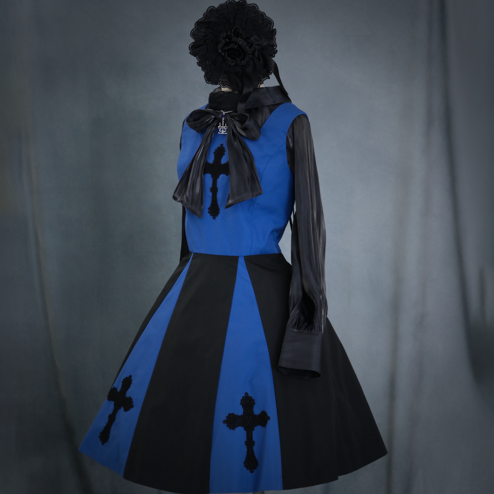 Bicolor Cross Appliqué JSK | Moi-même-Moitié | Wunderwelt