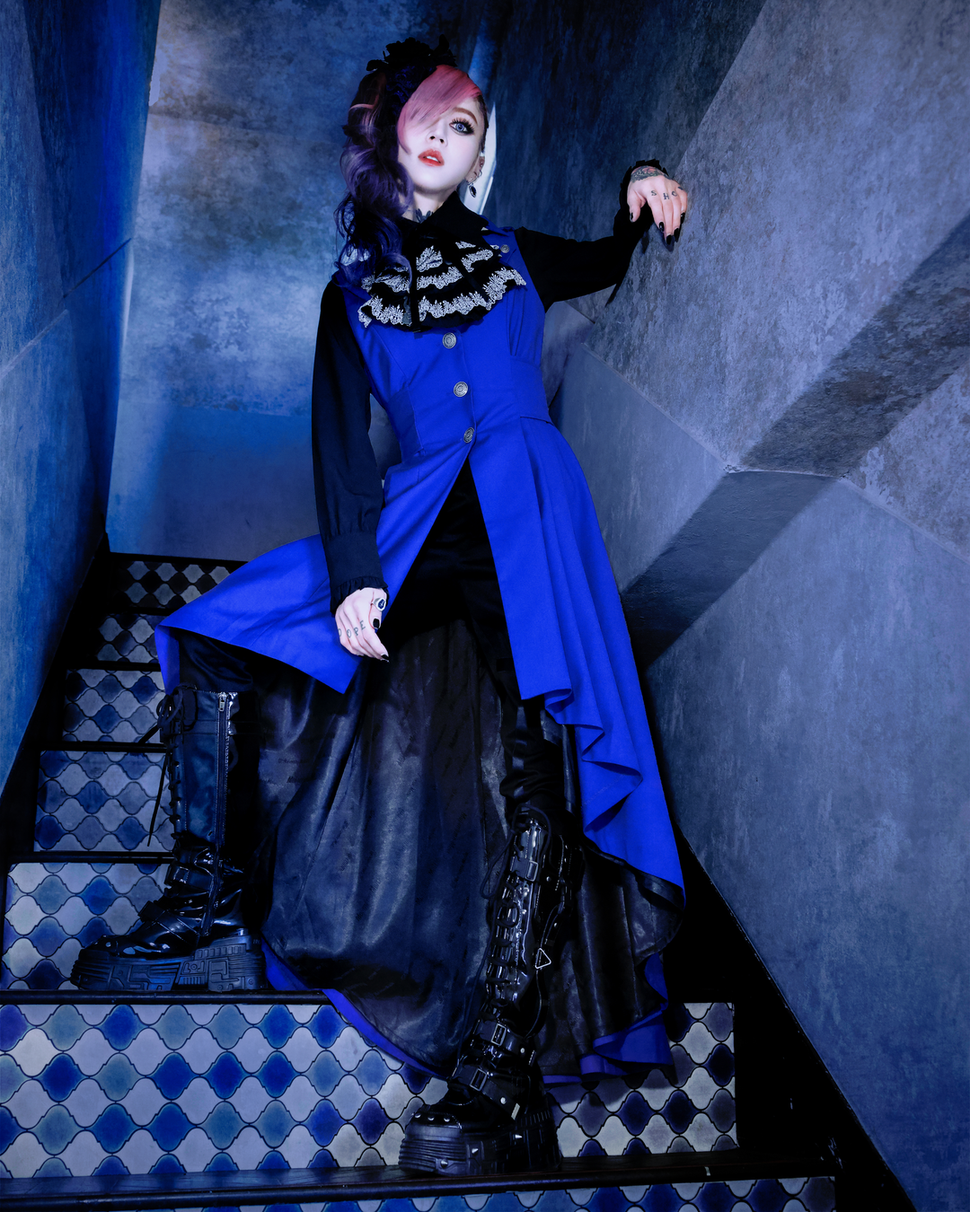 Moi-même-Moitié オーナメント　フロッキー　ロング　ジレ Moi-même-Moitié オーナメント フロッキー ロング ジレ - メルカリ