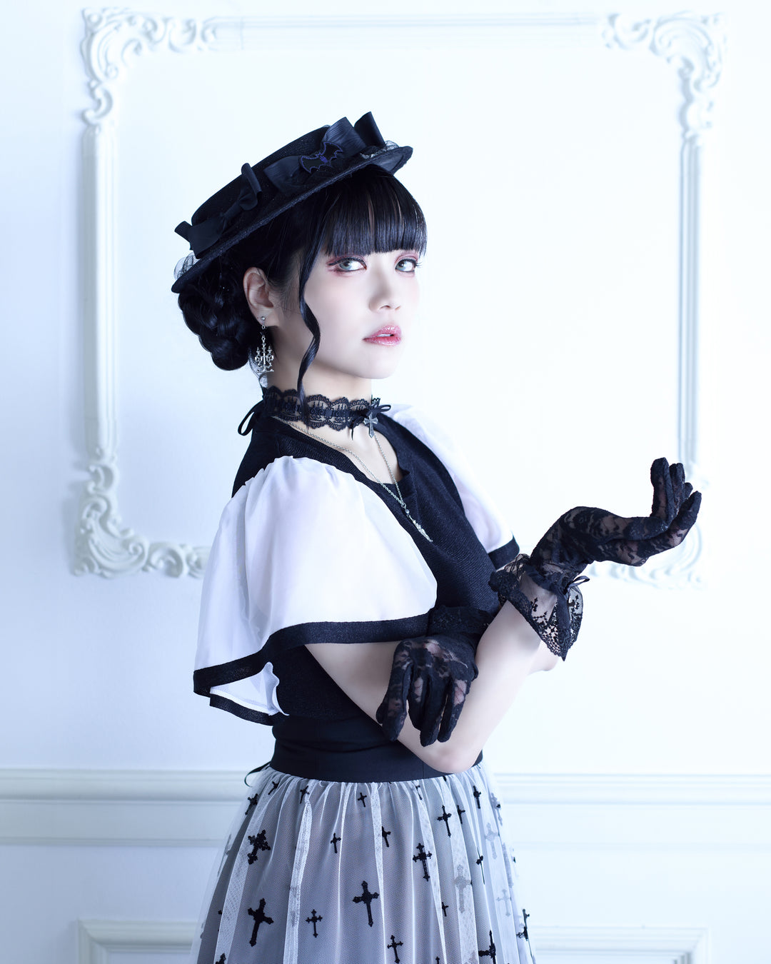 クロスロゴチャームレースチョーカー | Moi-même-Moitié