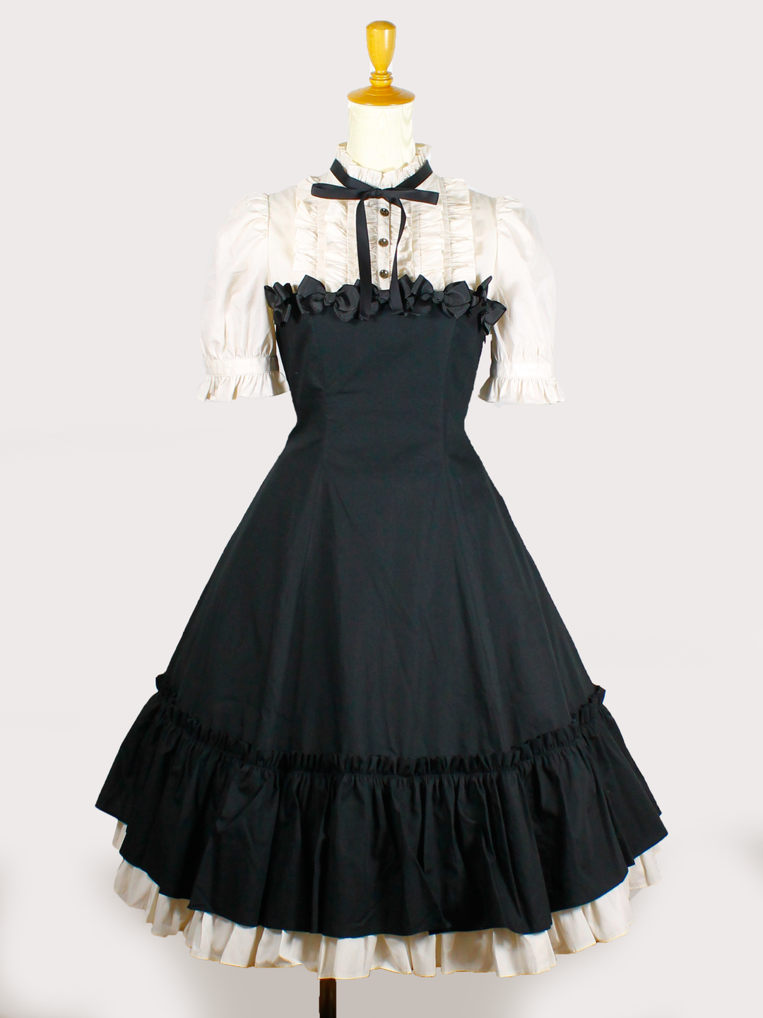 メニーリボンハーフスリーブドールドレス | Victorian maiden