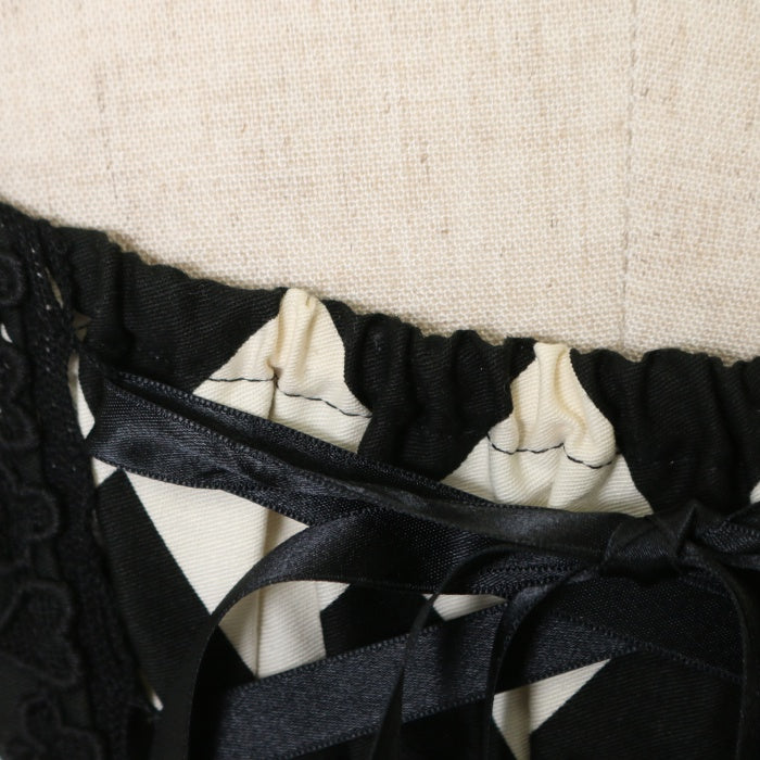 USED】ALICE'S Marchin' Cookie Flavour チェルシージャンパースカート