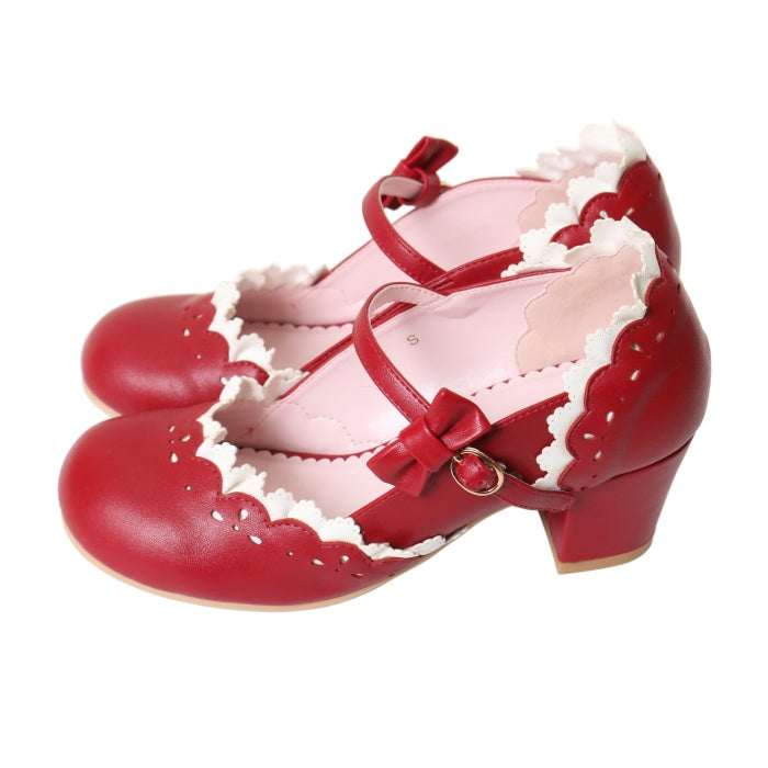 USED】【Sサイズ】マリィ・ワンストラップシューズ（red × white lace