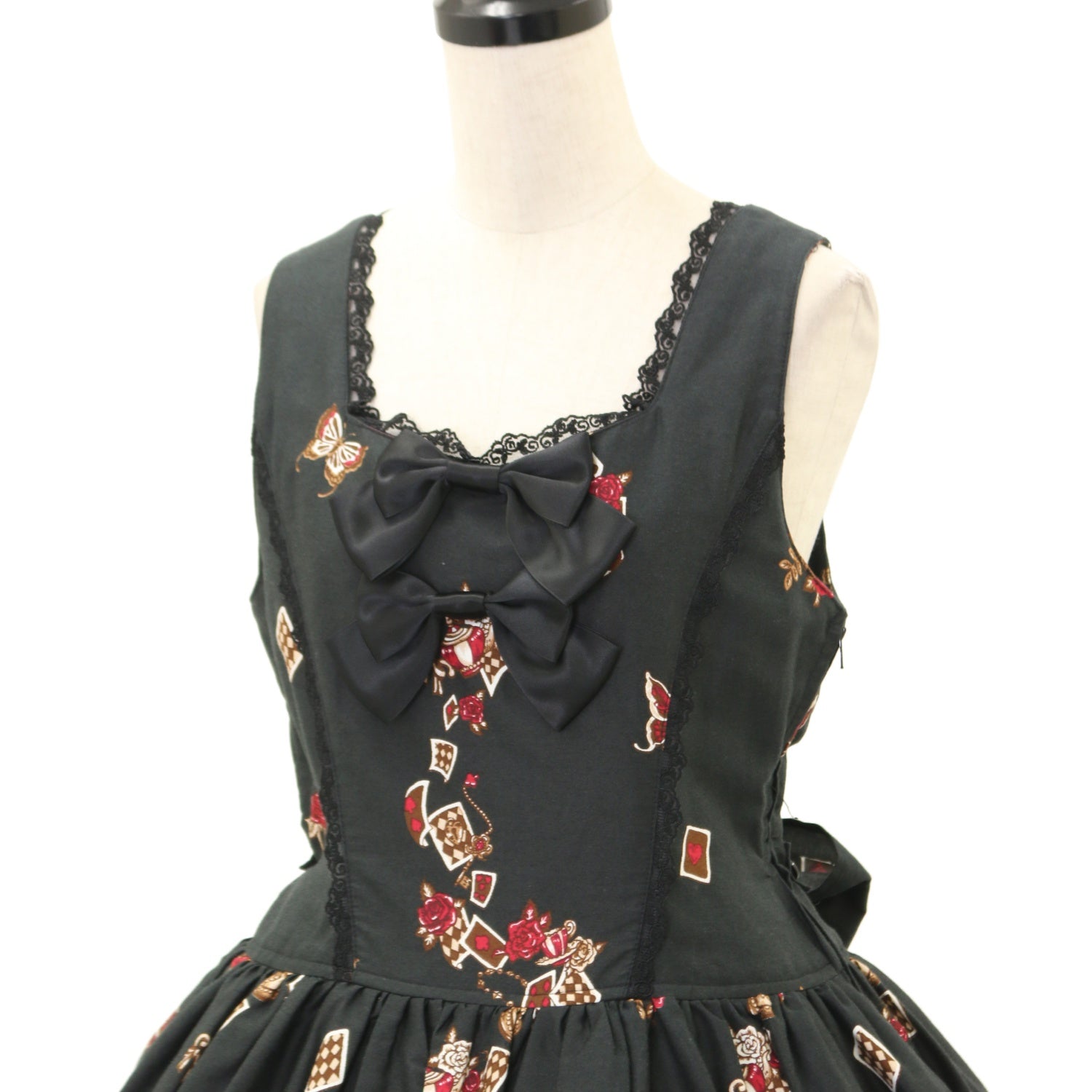 USED】ワンダーラビットのマジカルトランプティーパーティ柄ジャンパー