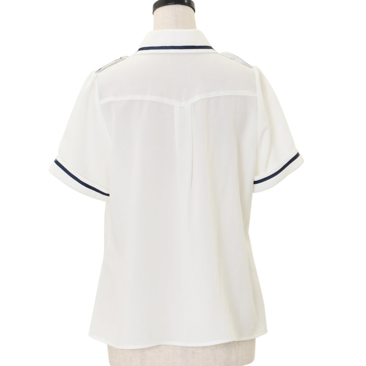 新品未使用 タグ付き 即購入可 送料込 Amavel ブラウス リボン ネクタイ USED】ロゴリボンネクタイシャツブラウス | Amavel | ロリータ