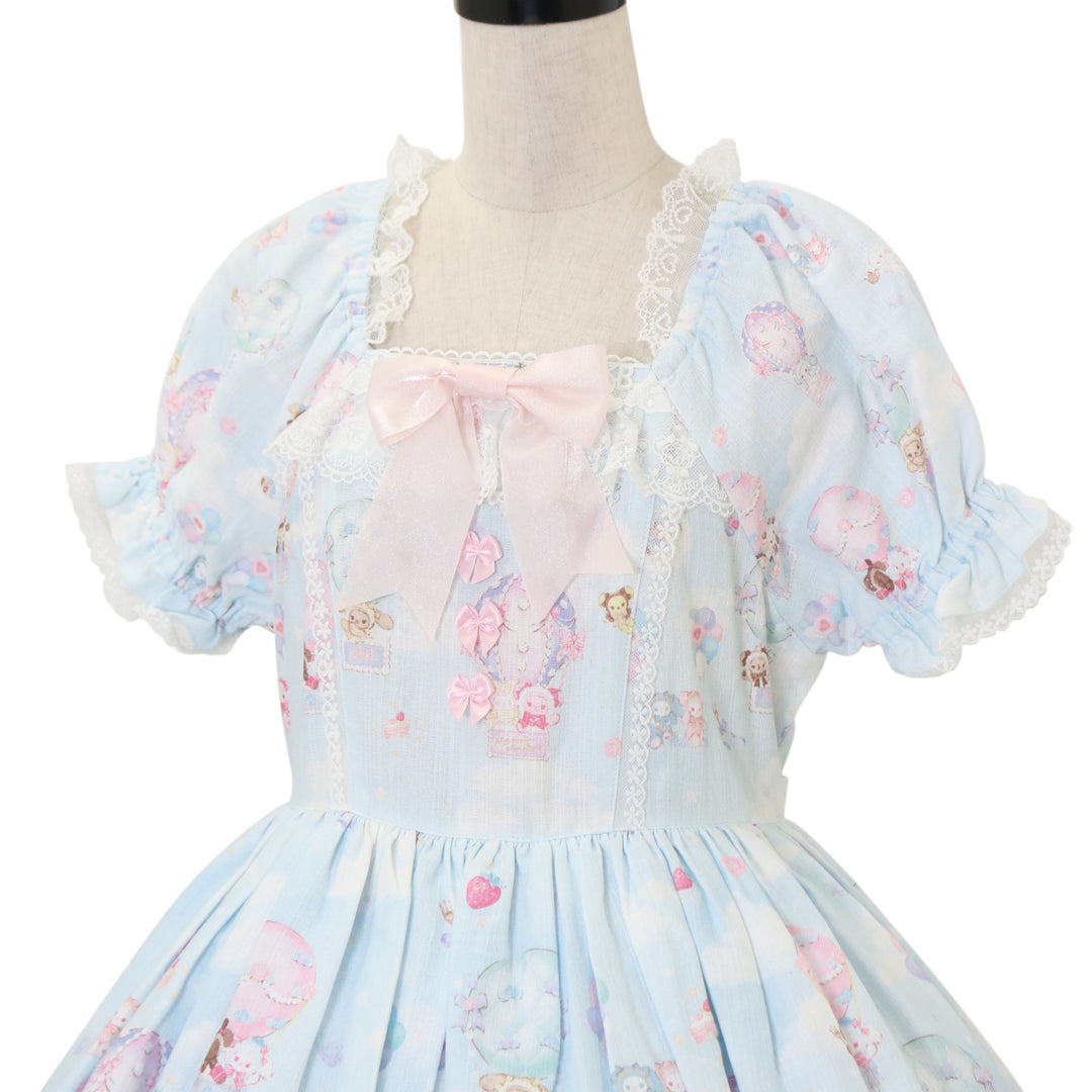 くみゃちゃんのふわふわお空でTea Party柄ワンピース　生成 USED】くみゃちゃんのふわふわお空でTea Party柄ワンピース | BABY