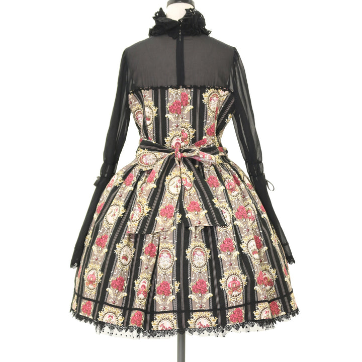 USED】Queen's Coach柄ワンピース | ALICE and the PIRATES Wunderwelt