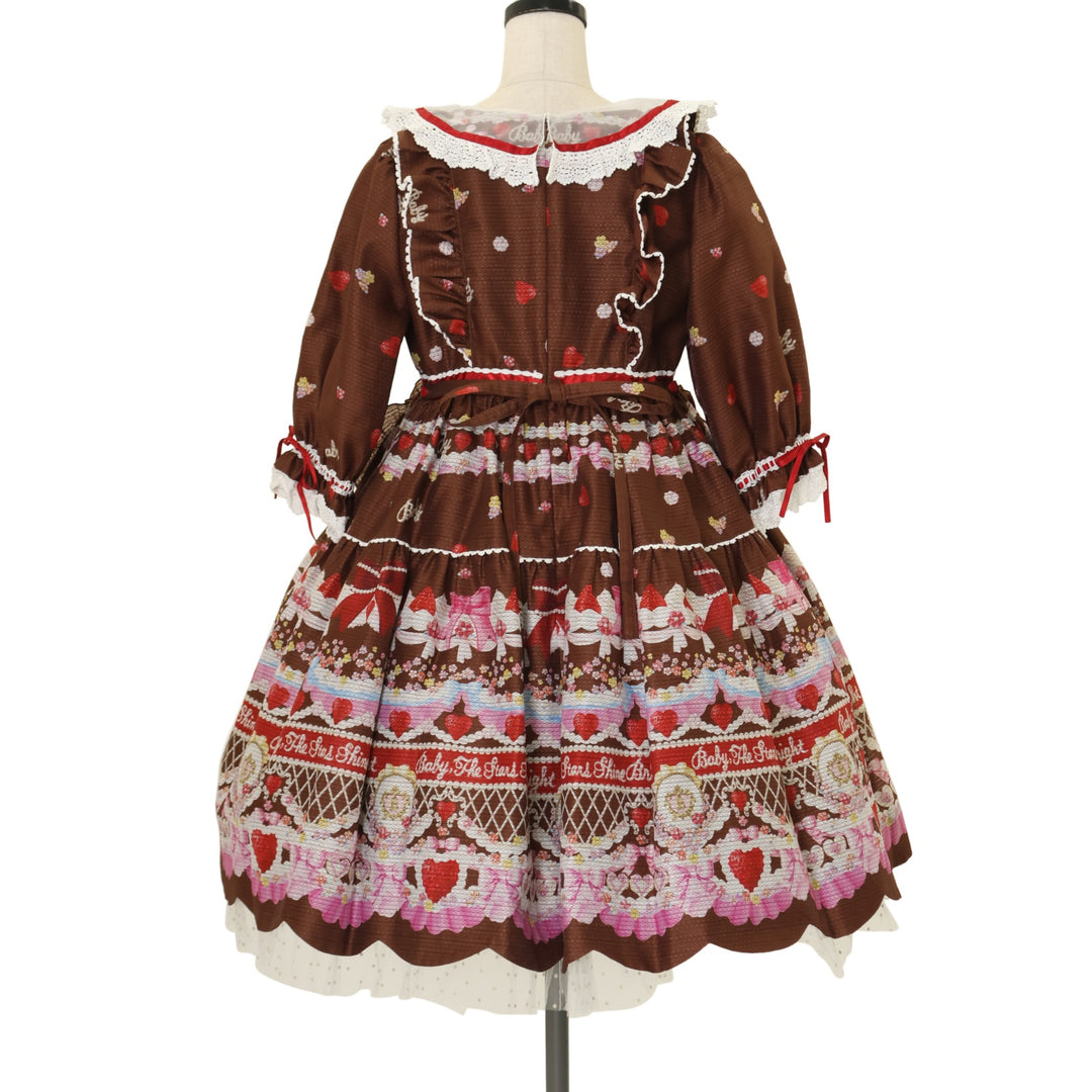 Strawberry Sweetheart Cake柄ワンピース USED】Strawberry Sweetheart Cake柄ワンピース | BABY, THE STARS