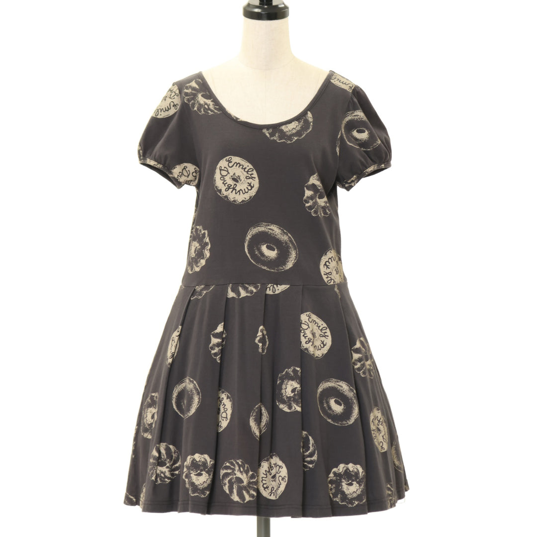 エミリーテンプルキュート ドーナツプリントワンピース