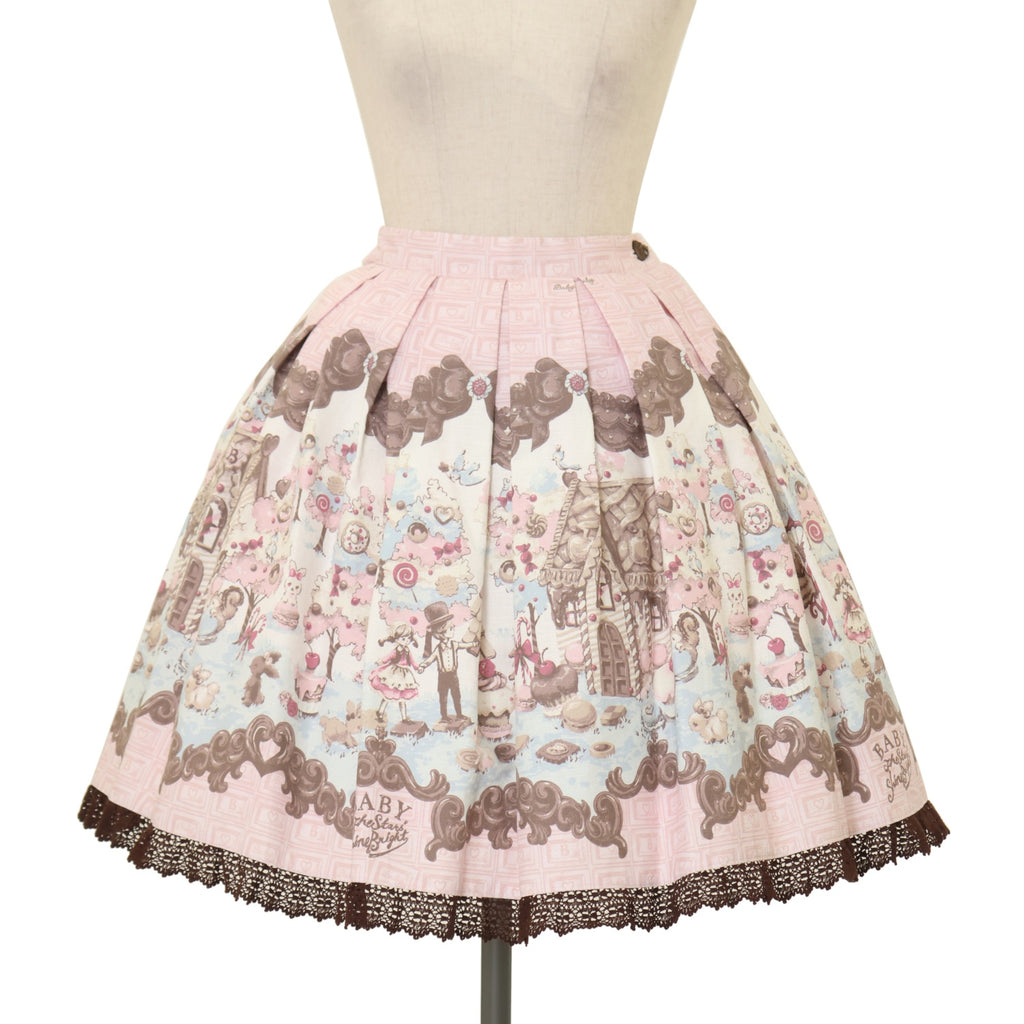 Welcome to the Sweets Hexenhaus♪柄 スカート USED】Welcome to the Sweets Hexenhaus♪柄 スカート | BABY, THE