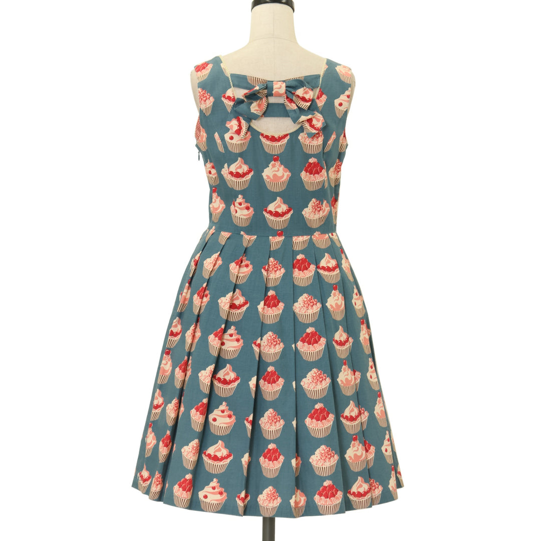 USED】カップケーキプリントサンドレス| Emily Temple cute Wunderwelt