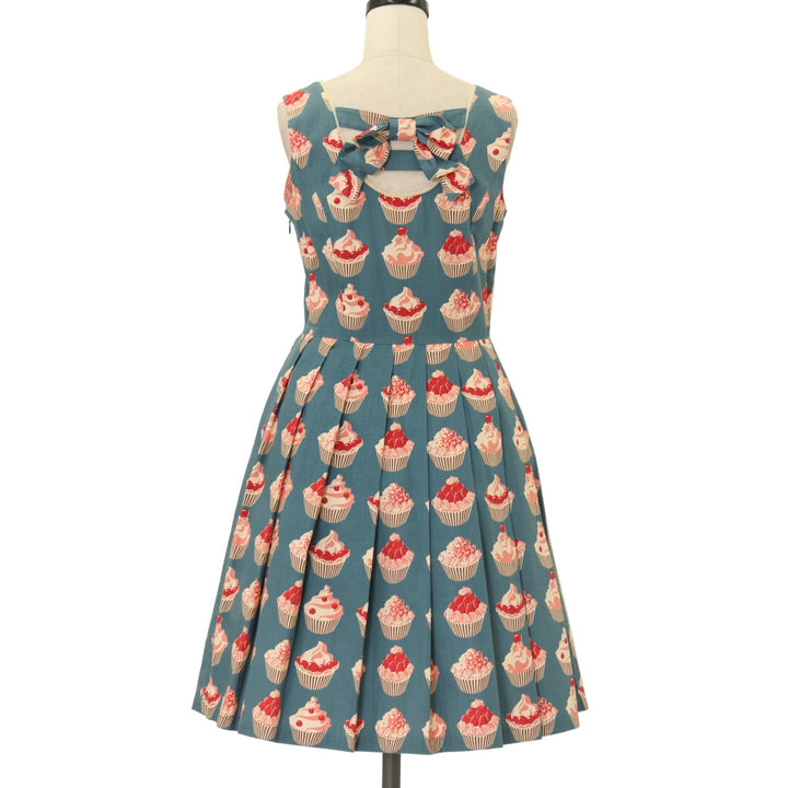 USED】カップケーキプリントサンドレス| Emily Temple cute Wunderwelt 