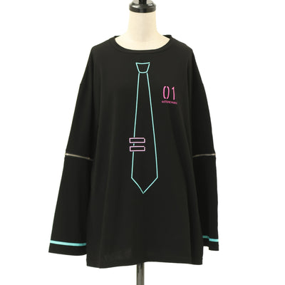 USED】ONESTE 紫陽花刺繍七分袖ジップパーカー | Ozz On Wunderwelt