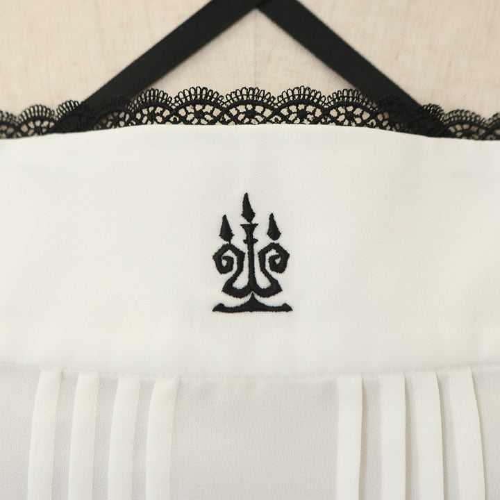 USED】燭台刺繍プルオーバー（白×黒レース） | Moi-même-Moitié
