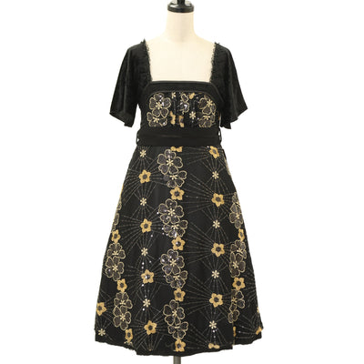 USED】【axes femme kawaii/Mサイズ】Rosy Bear柄ワンピース