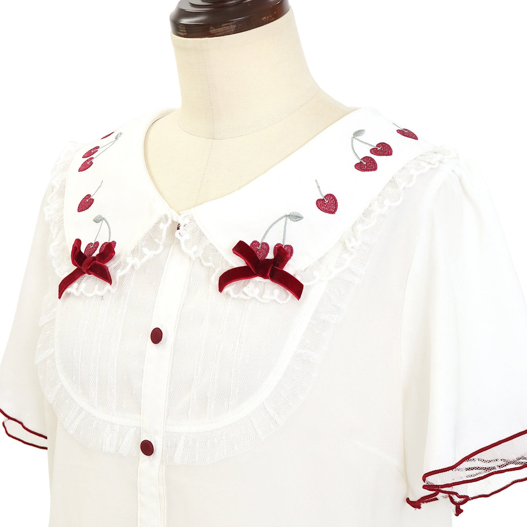 USED】チェリー刺繍ブラウス | LIZ LISA Wunderwelt Online Shop