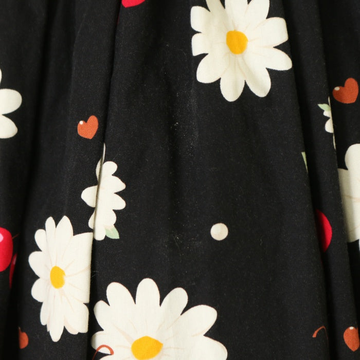 USED】初夏でショコラないちごパフェ柄シャーリングジャンパースカート
