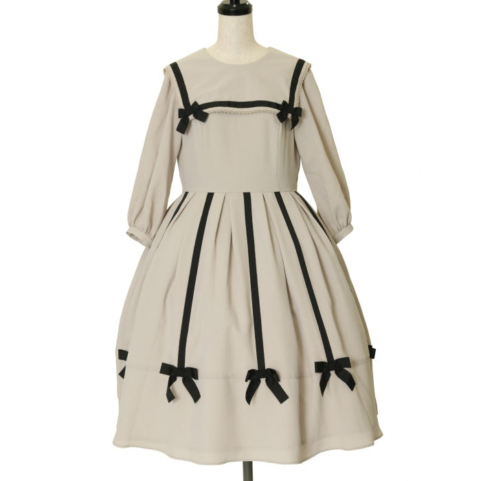 エミキュ Strawberry Ribbon treeハイウエストワンピース