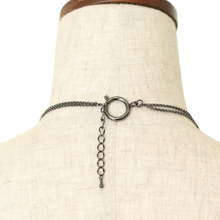 USED】クロスビーズ多重チェーンネックレス（ブラック×レッドビーズ