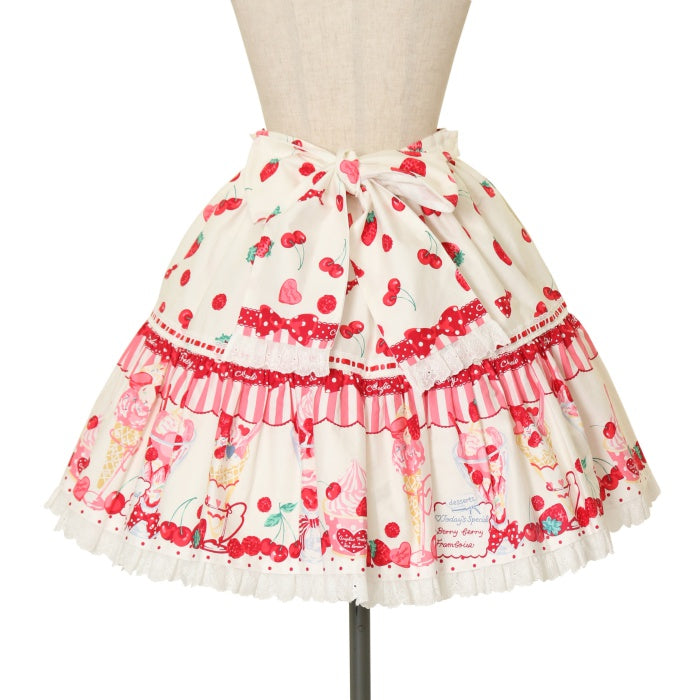 USED】Strawberry Parlour スカート | Angelic Pretty Wunderwelt