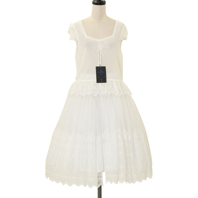 USED】青薔薇3段ティアードスカート(48cm丈/Blue rose x black) | Moi