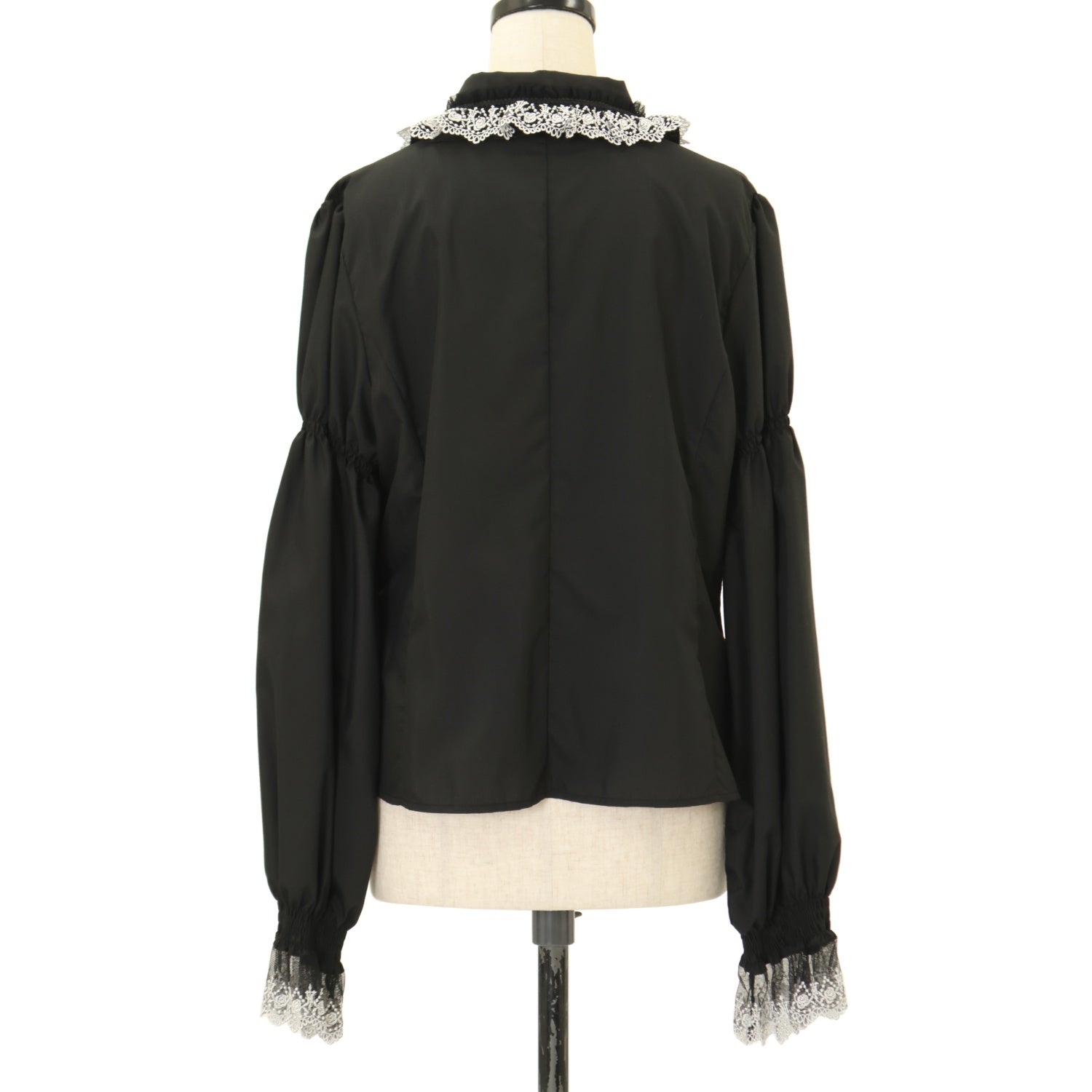 Used Meme Store 【USED】【13号】Cross Rose Gardenシャーリングスリーブブラウス(黒×白) | Moi-même-Moitié ...