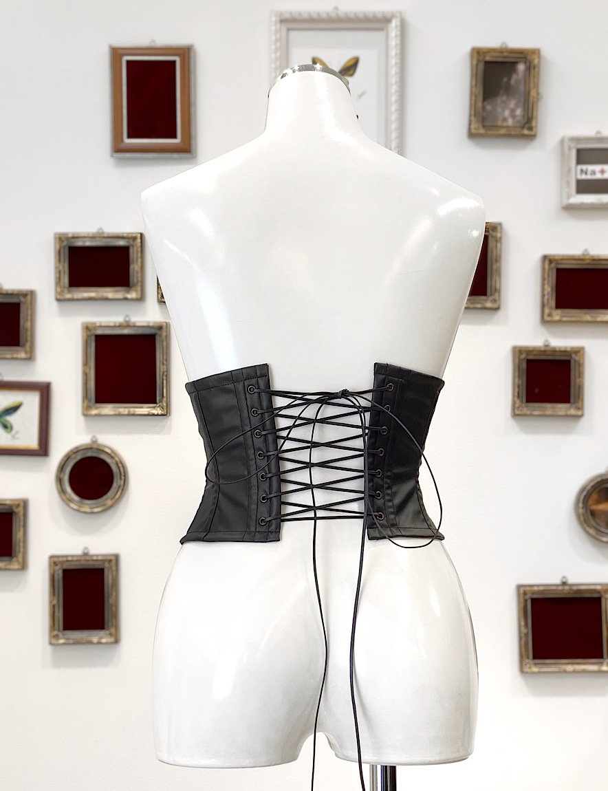 BONE Corset (Short) | Na+H | Wunderwelt Fleur - Online Boutique