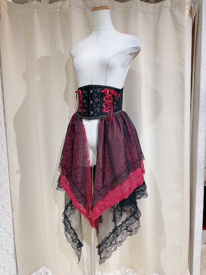 TIERED GOLD THREAD LACE TAIL VERY SHORT CORSET (BLACK×RED) | MAJOH
