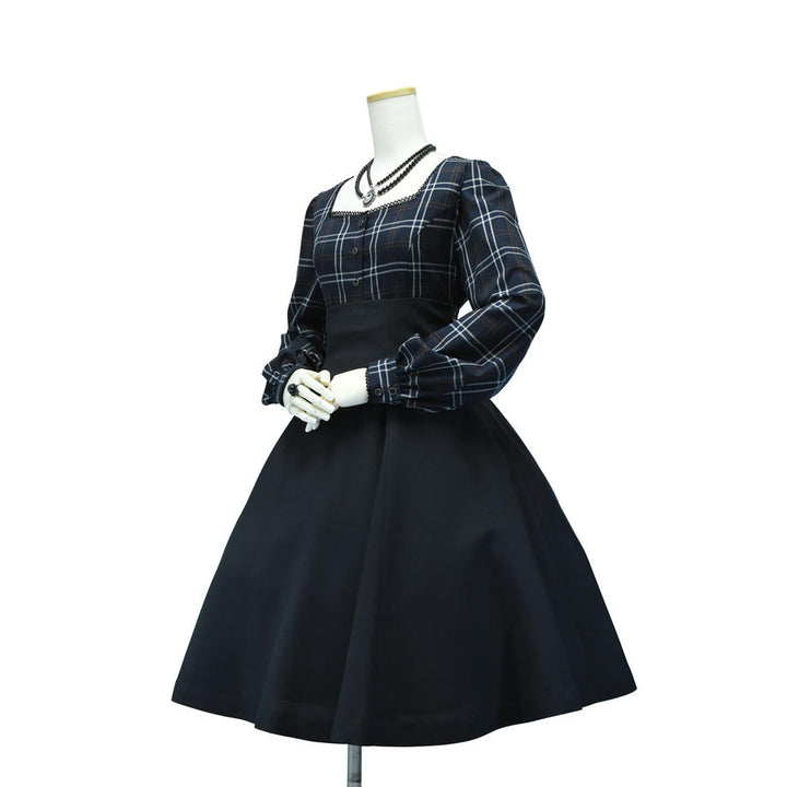 sheglit スクエアブラウス　黒 Square Neck Blouse (Check) | Sheglit | Wunderwelt Fleur