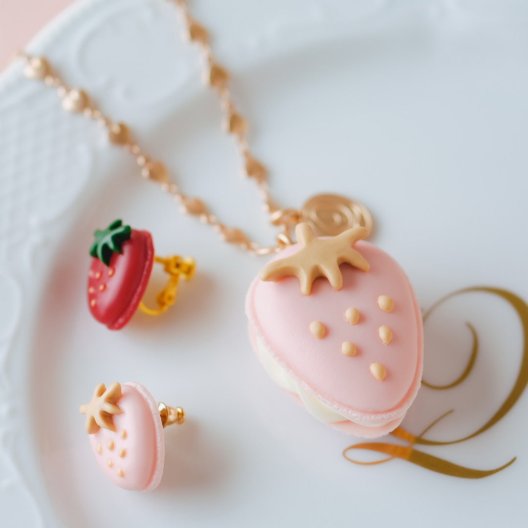 q-pot スイートウィンターストーリーブックネックレス Disney Story Dreamed by Q-pot.” | Q-pot.