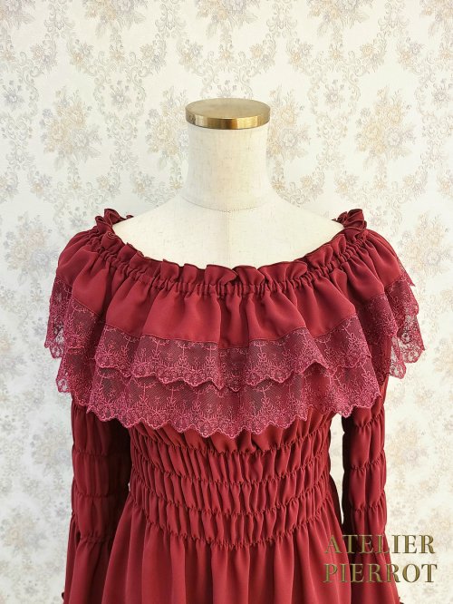 Wレースシャーリング姫袖ブラウス ATELIER-PIERROT ロリータ ゴスロリ ゴシックファッション通販はワンダーウェルト フルール