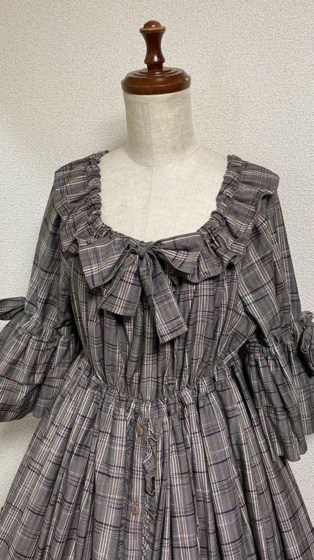 シャーリングワンピース（ヘッドドレスセット）【茶チェック