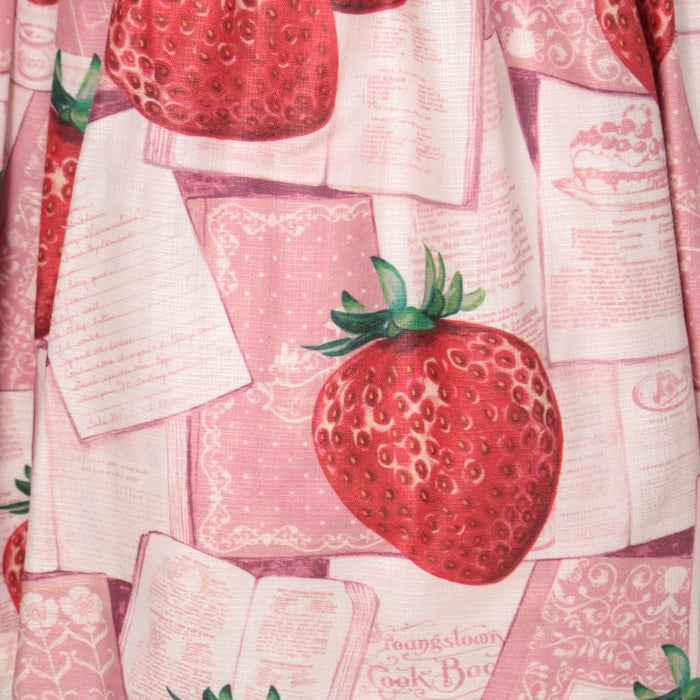 USED】Strawberry Bookキャミワンピース | Leur Getter Wunderwelt
