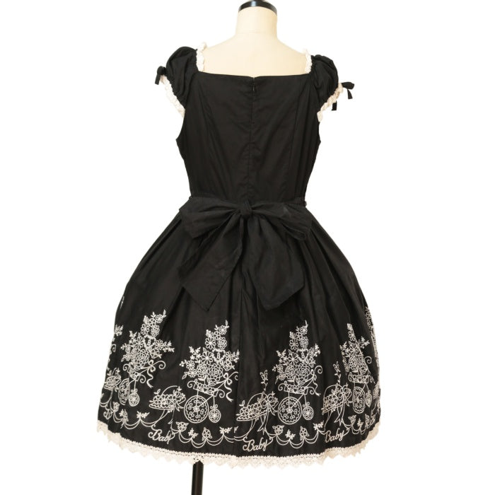 花車刺しゅうヨークジャンパースカート B39OJ213花車刺繍ヨークジャンパースカート | ☆BABY,THE STARS