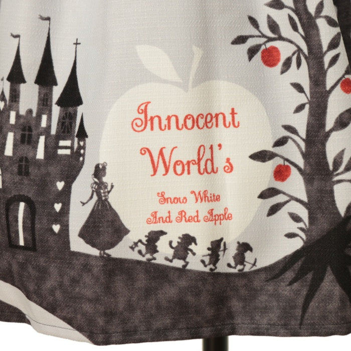 USED】【Mサイズ】白雪姫と赤いリンゴワンピース | Innocent World